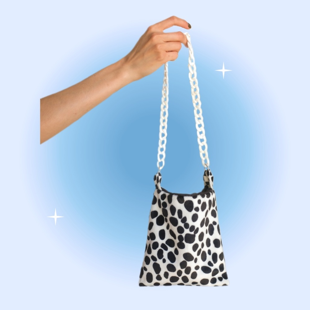 "De'Vil Bag"